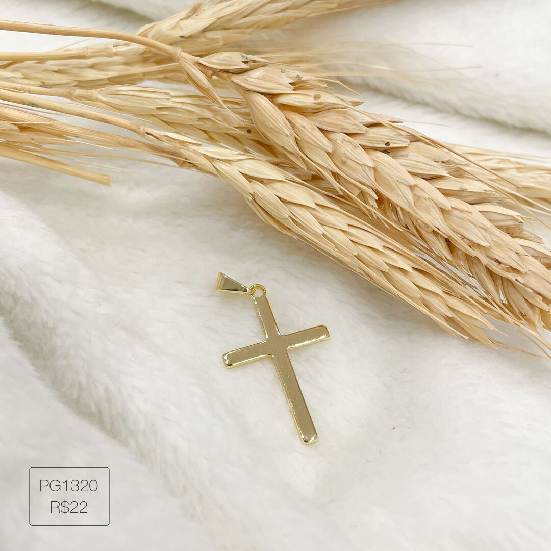 Pingente de Crucifixo M Liso Dourado